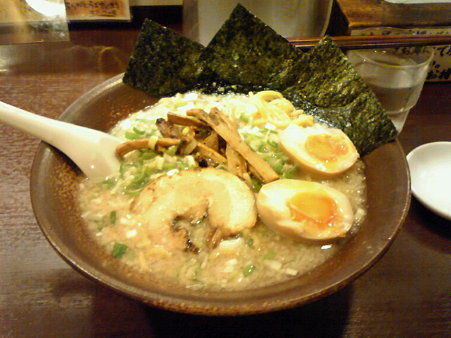 ラーメン岩本屋-ラーメン煮玉子大盛り