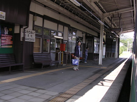 信濃境駅ホーム