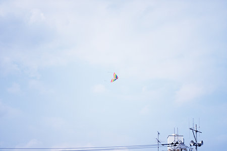 秋空に浮かぶ