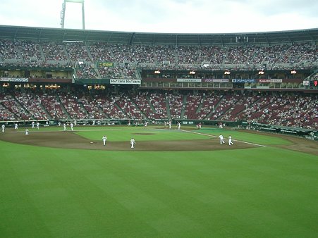 zoom　zoomスタジアム広島センターバックスクリーン