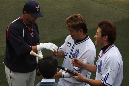 デントナ 村田修一 内川聖一