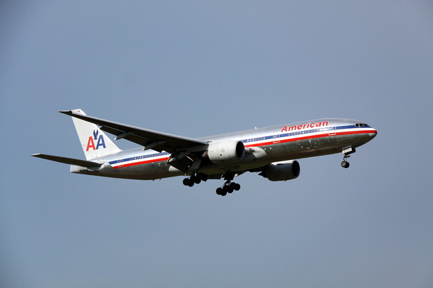 Narita International Airport American Airlines Boeing 777-200ER