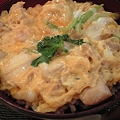 Photos: 神田の焼き鳥屋の親子丼