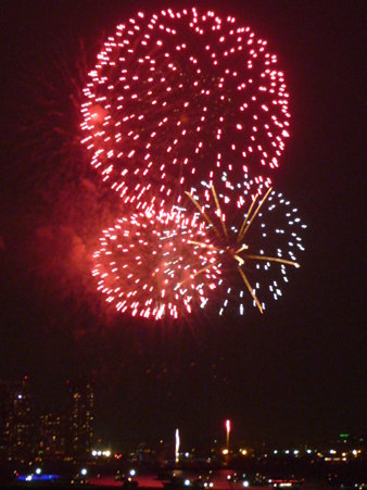 090801-大桟橋 花火 (11)