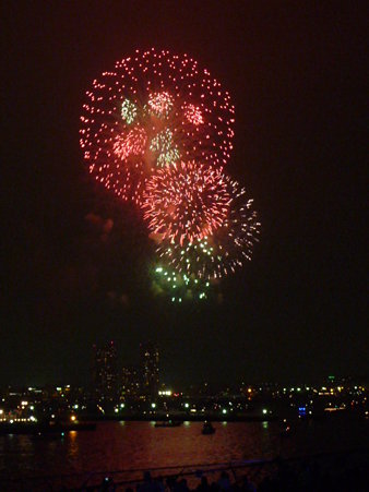 090801-大桟橋 花火 (234)