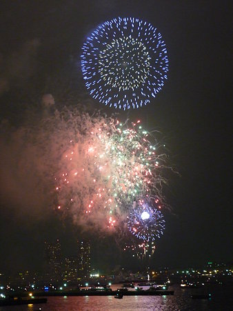 090801-大桟橋 花火 (287)