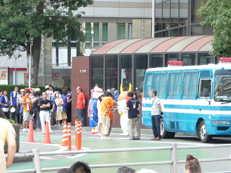 090822-はまこい西口会場 (1)
