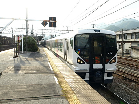 E257系中央本線(大月駅)1